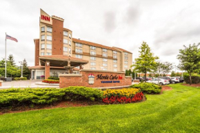 Отель Monte Carlo Inn Vaughan Suites, Вон